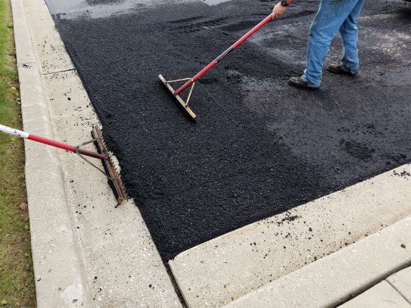 Cost of Asphalt Driveway Service in Auburn